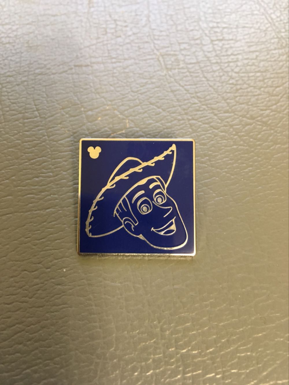 Chip N Dale Diorama Haunted Mansion