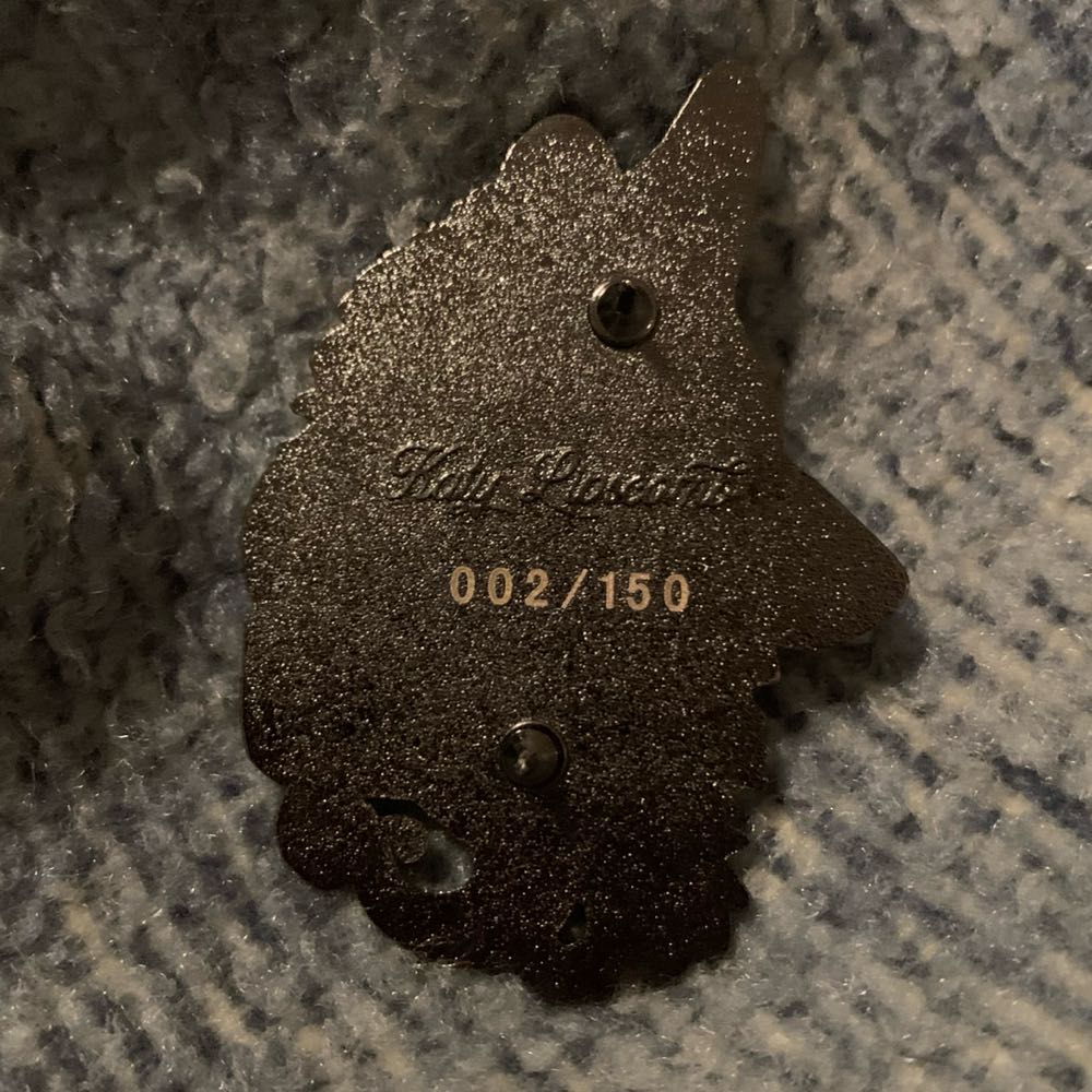 Red Fox Profile - Hard Enamel pin collectible - Main Image 2