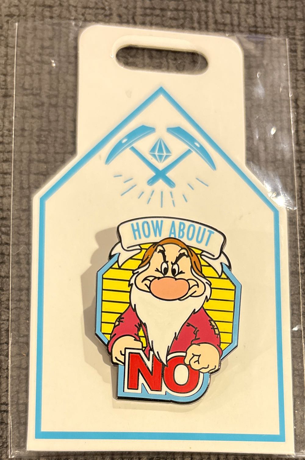Grumpy - How About No - Disney pin collectible [Barcode 465054730554] - Main Image 3