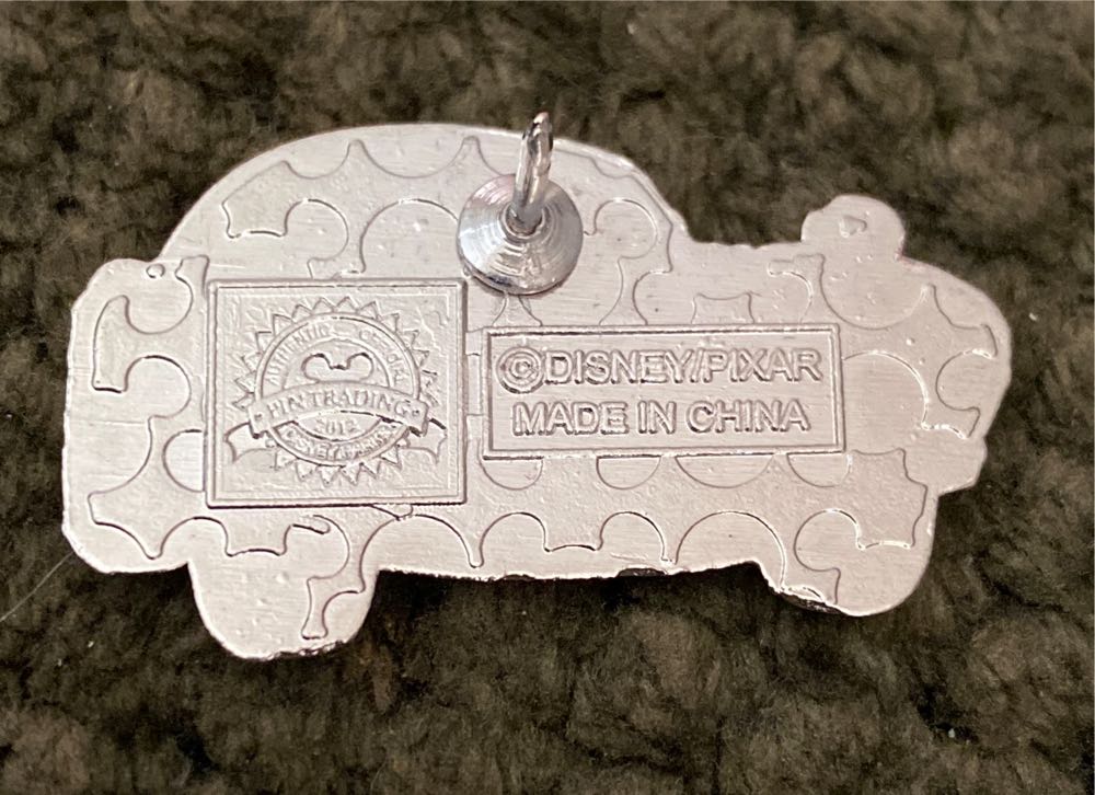 Cars 2 - Finn McMissile - Disney Parks pin collectible - Main Image 2