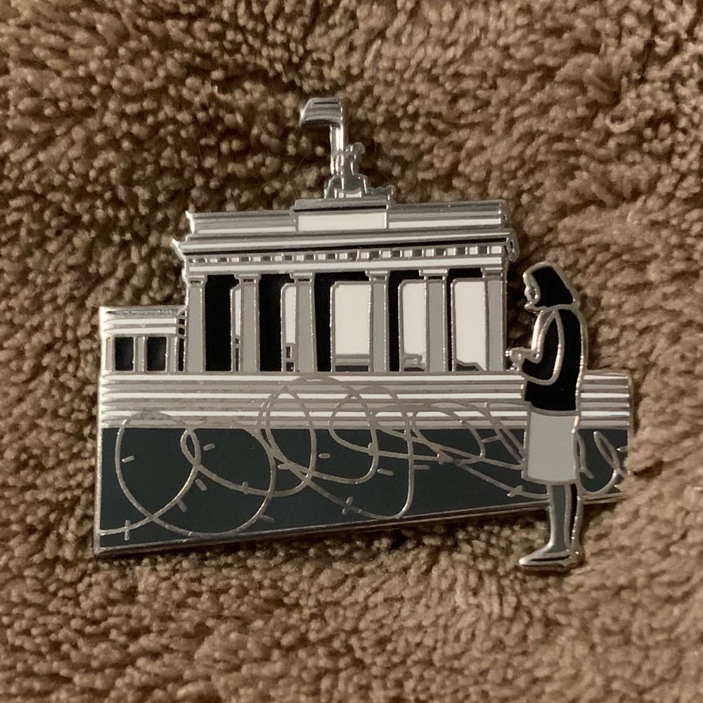 Harry Potter, First Night with Hedwig (Window Top Pin) $O