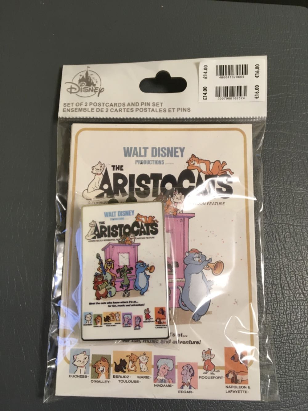 Disney Store - Classic Film Posters - Bambi And Aristocats - Set 2 Of 2  pin collectible - Main Image 2