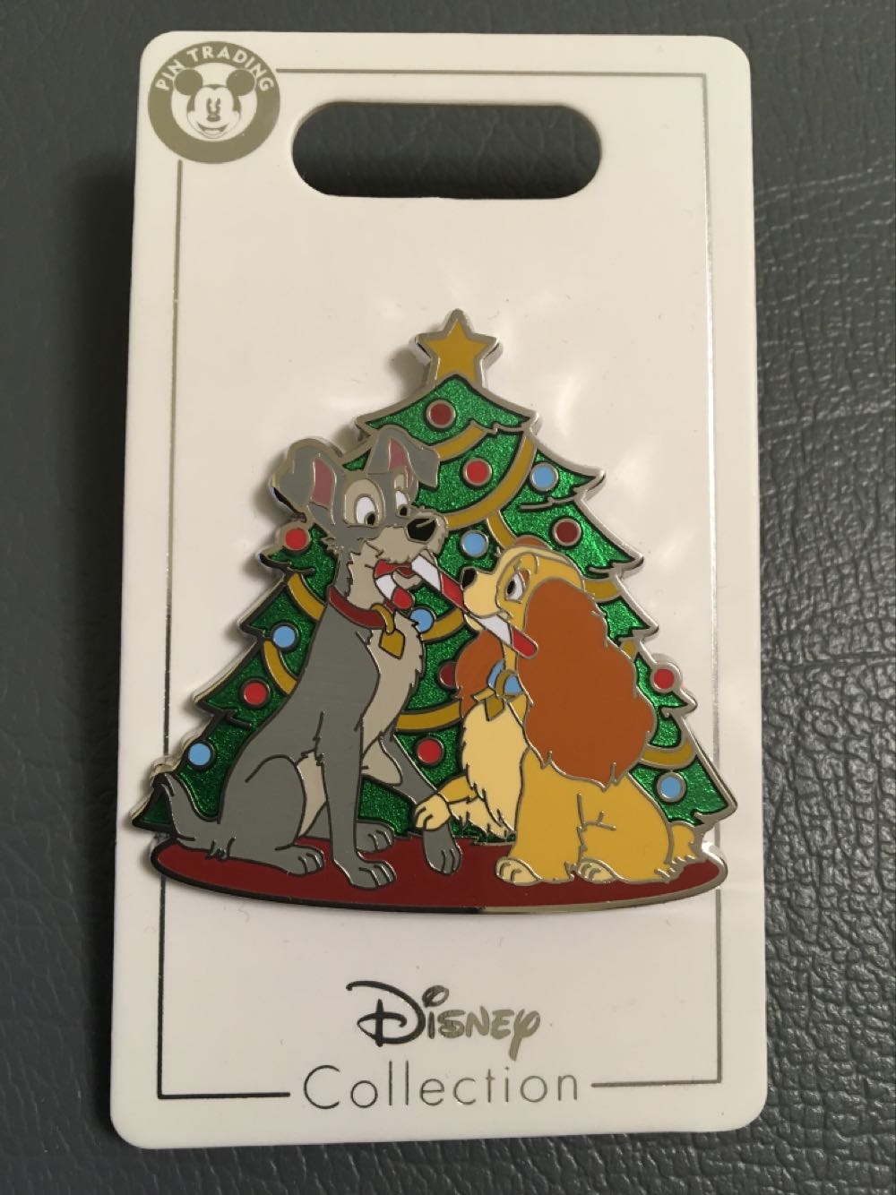 Disney - Christmas 2021 - Lady And The Tramp  pin collectible - Main Image 1