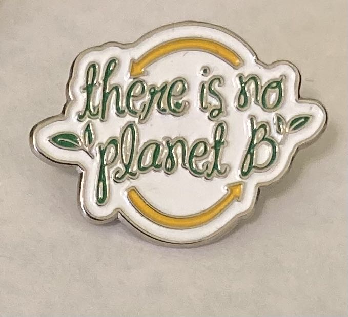 Teacup, 3 Brothers (Gold, White Glitter Background)