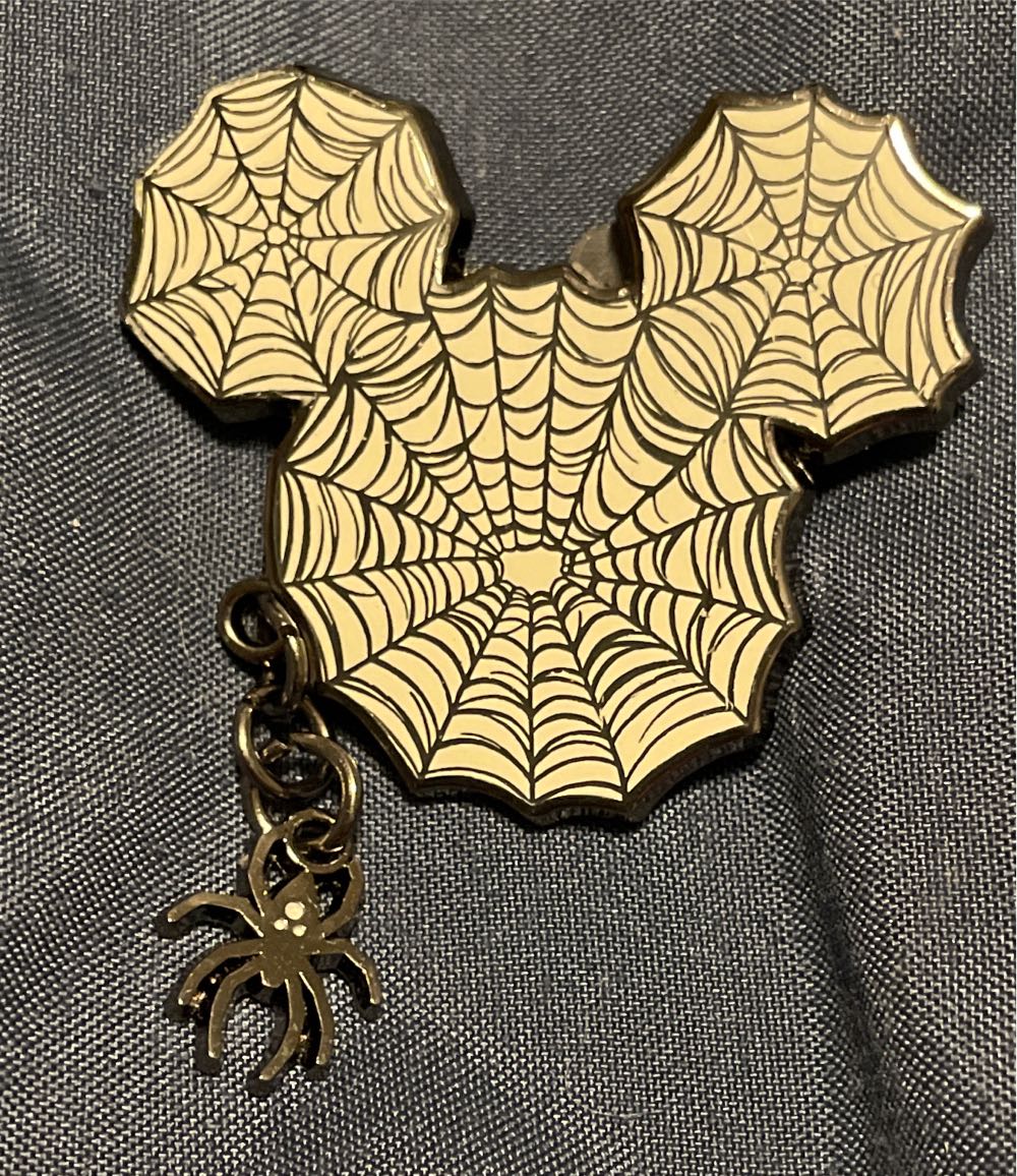 Cinderella - Birds Help Me Get Dressed In The Morning