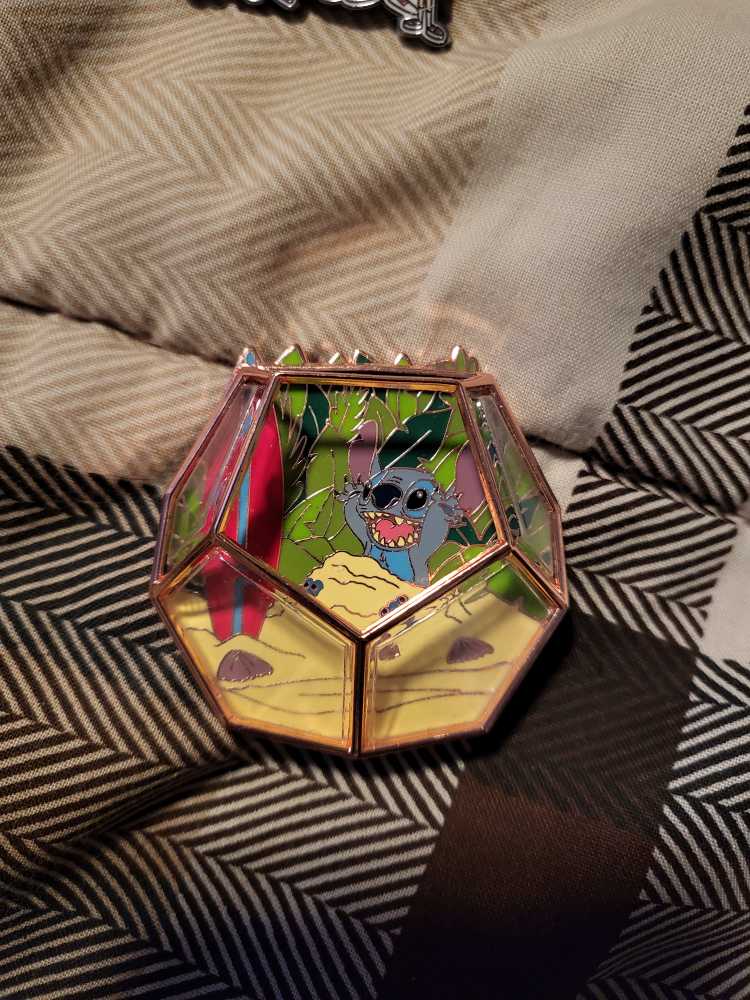 Minnie Mouse - Kicking A Soccer Ball