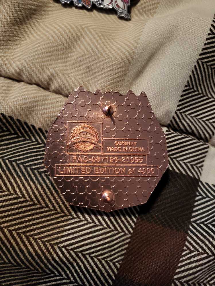 Stitch | Where Fantasy Grows A Terrarium Series - Terrarium Series pin collectible - Main Image 2