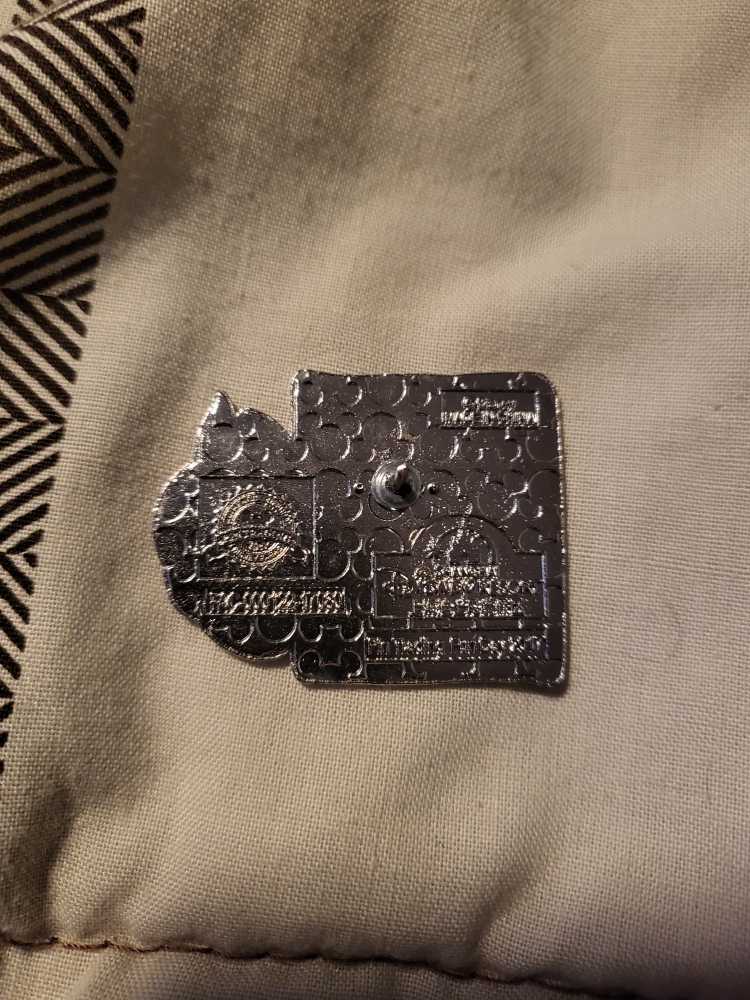 Peter Pan | Pin Trading Fun Day 2017 - Pin Trading Fun Day 2017 pin collectible - Main Image 2