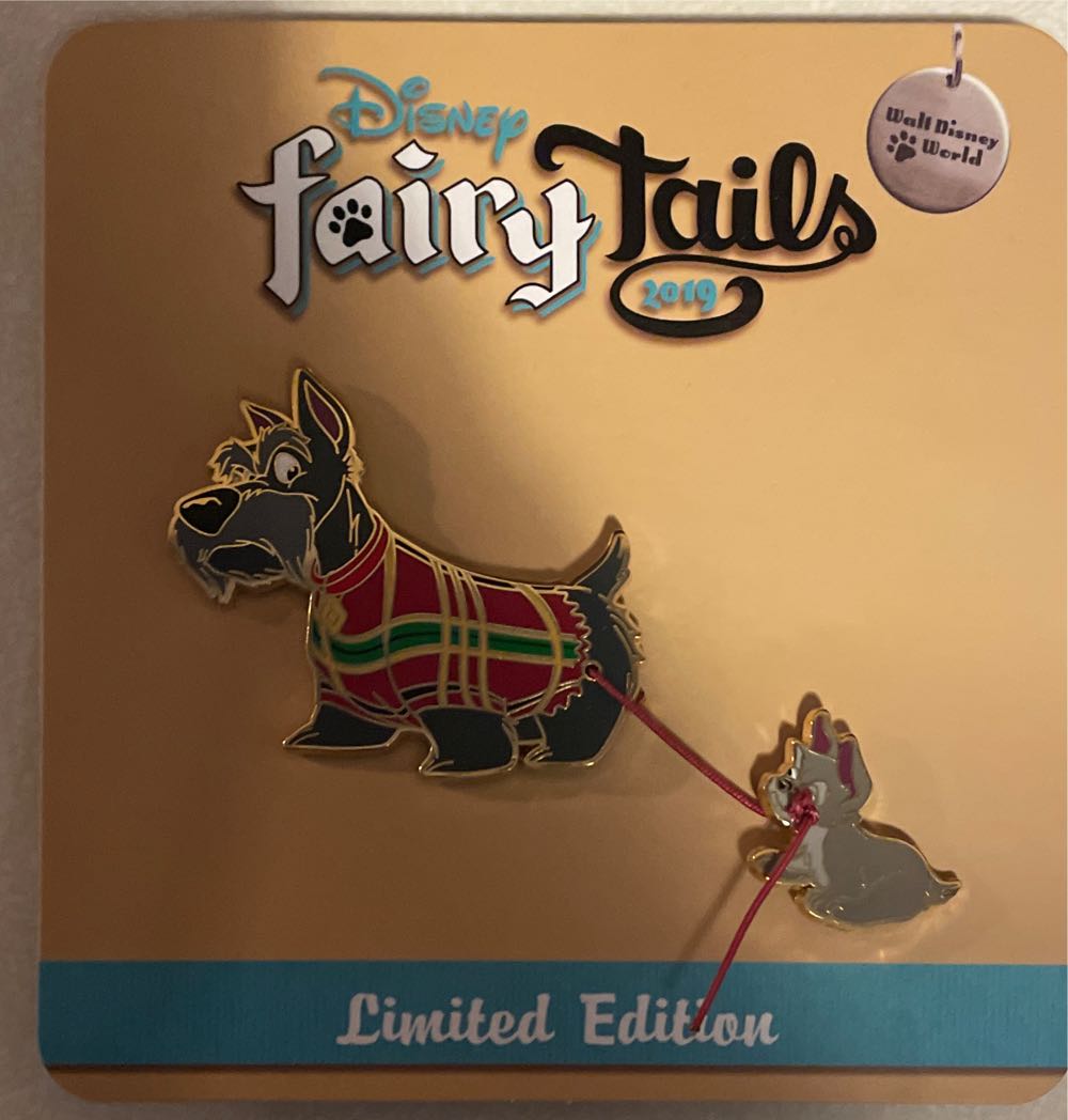 Military: Army: Collar Pin