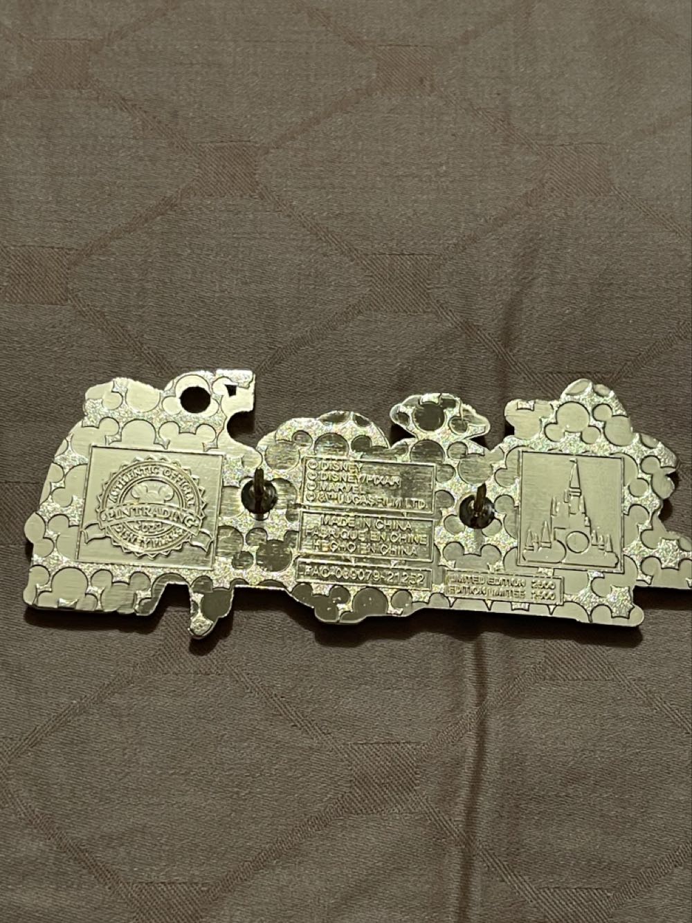 Walt Disney World 50th Anniversary “Park Icons” - Disney World Limited Edition Pin - Rack pin collectible [Barcode 400945666024] - Main Image 4