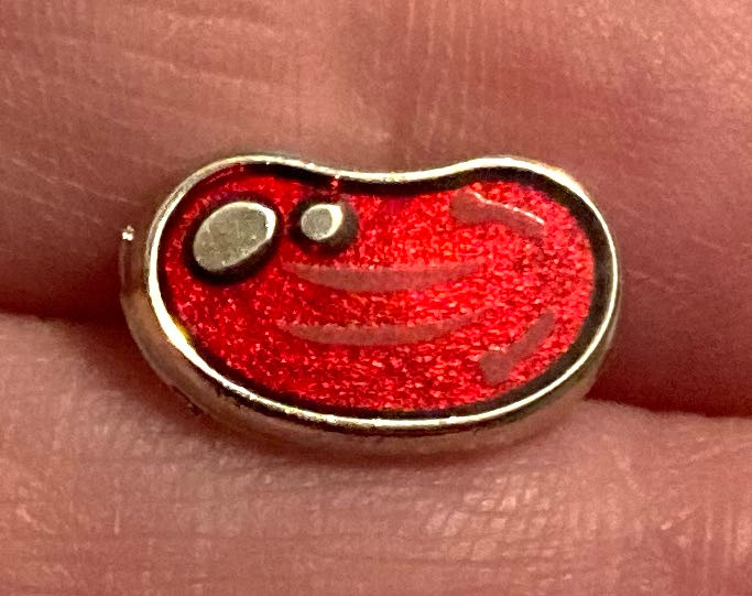 Bean P5 LE, SOURCHERRY  pin collectible - Main Image 2