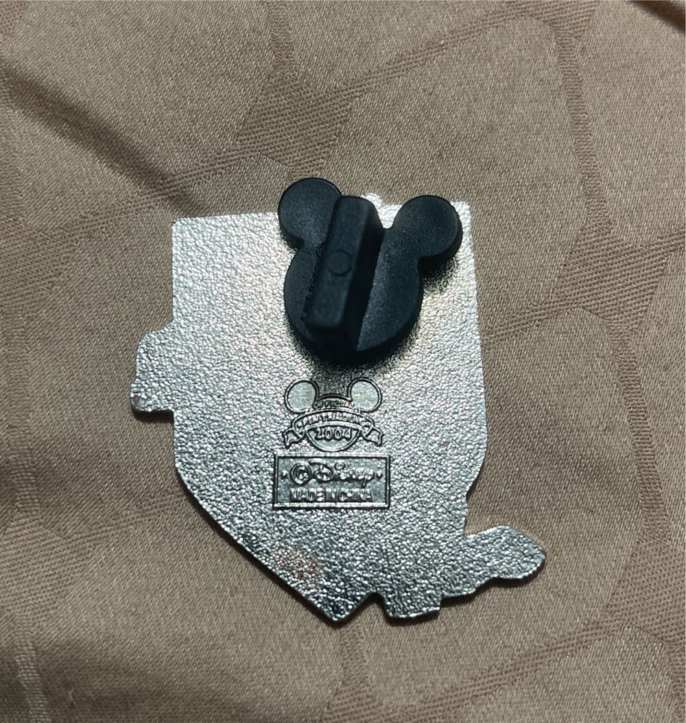 Djali “Pets Of Stars” Cast Lanyard Series - Disney Parks Pin - Cast Lanyard pin collectible - Main Image 2