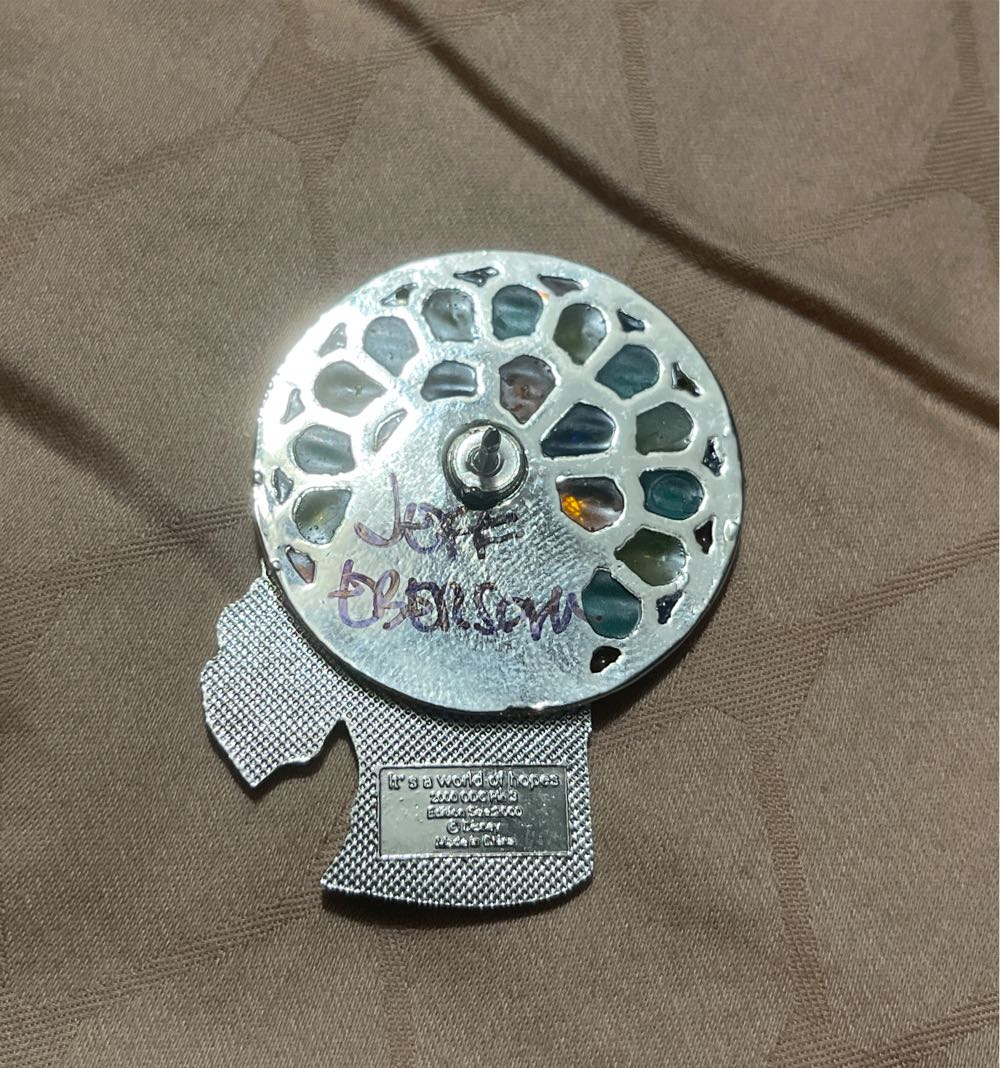 The Hunchback Of Notre Dame “Small World” Series (Artist Signed Jeff Ebersohl) - Disneyana Limited Edition Pin - Rack pin collectible [Barcode 400192809335] - Main Image 3