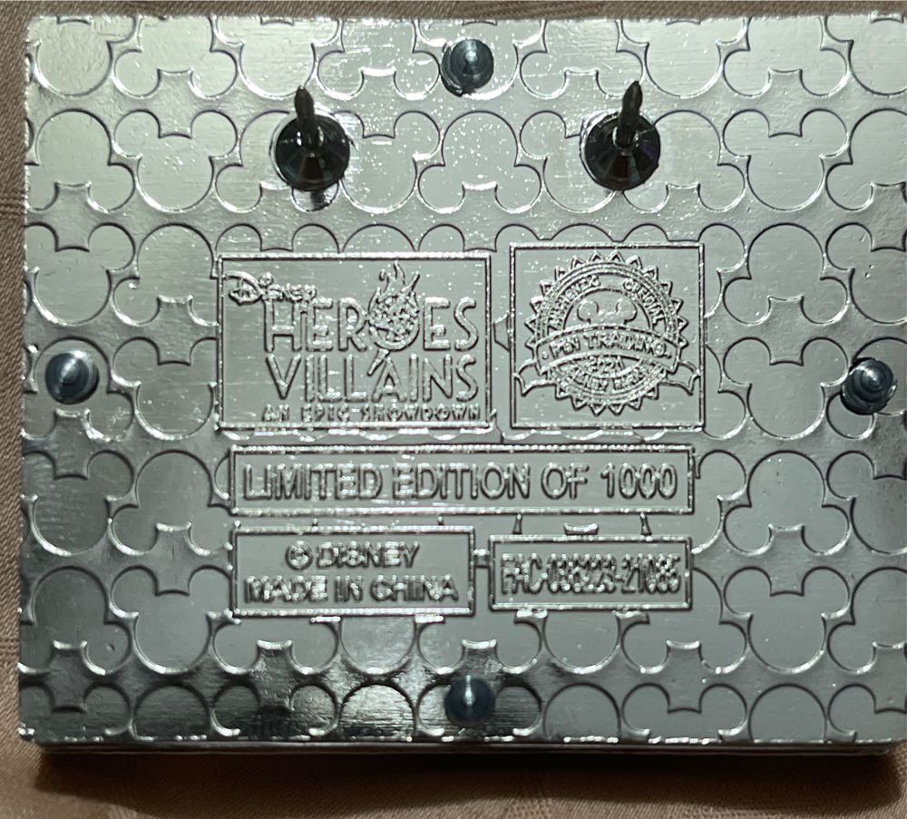 The Rescuers “Heroes Vs Villains” Event - Disney World Limited Edition Pin - Rack pin collectible [Barcode 400942814862] - Main Image 3