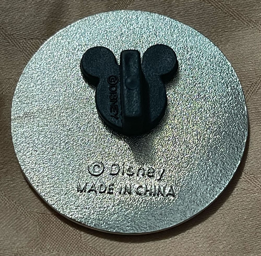 Bernard And Bianca With A Heart - Loungefly Disney Pin - Rack pin collectible - Main Image 2