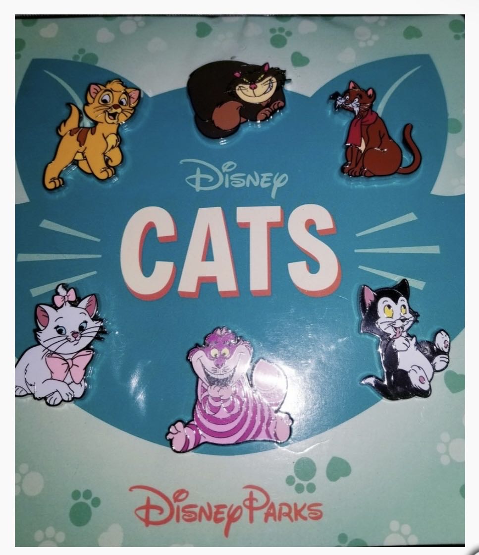 Rufus “Cats” Booster - Disney Parks Pin - Booster pin collectible - Main Image 3