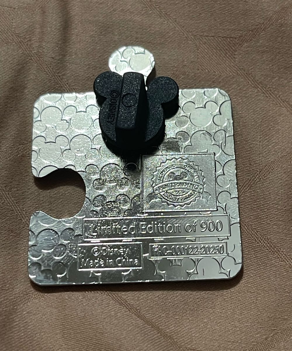 The Rescuers (Rufus) “Character Connection” Mystery Box - Disney Parks Limited Edition Pin - Mystery Box pin collectible [Barcode 400929813352] - Main Image 4