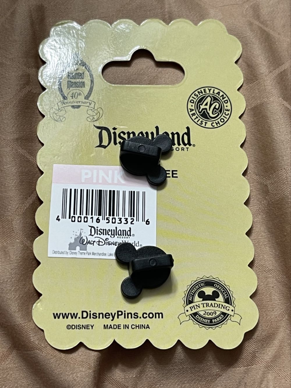 The Haunted Mansion 40th Anniversary (Constance With Her Fifth Husband) - Disneyland Limited Edition Pin - Rack pin collectible [Barcode 400016503326] - Main Image 3