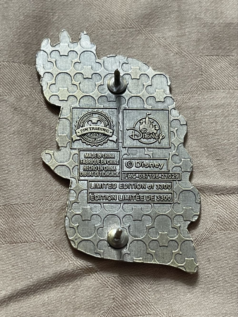 Belle Holding Lumiere “The Beauty and the Beast 30th Anniversary” Box Set - Disney Store Limited Edition Pin - Part Of Box Set pin collectible [Barcode 465056750390] - Main Image 2