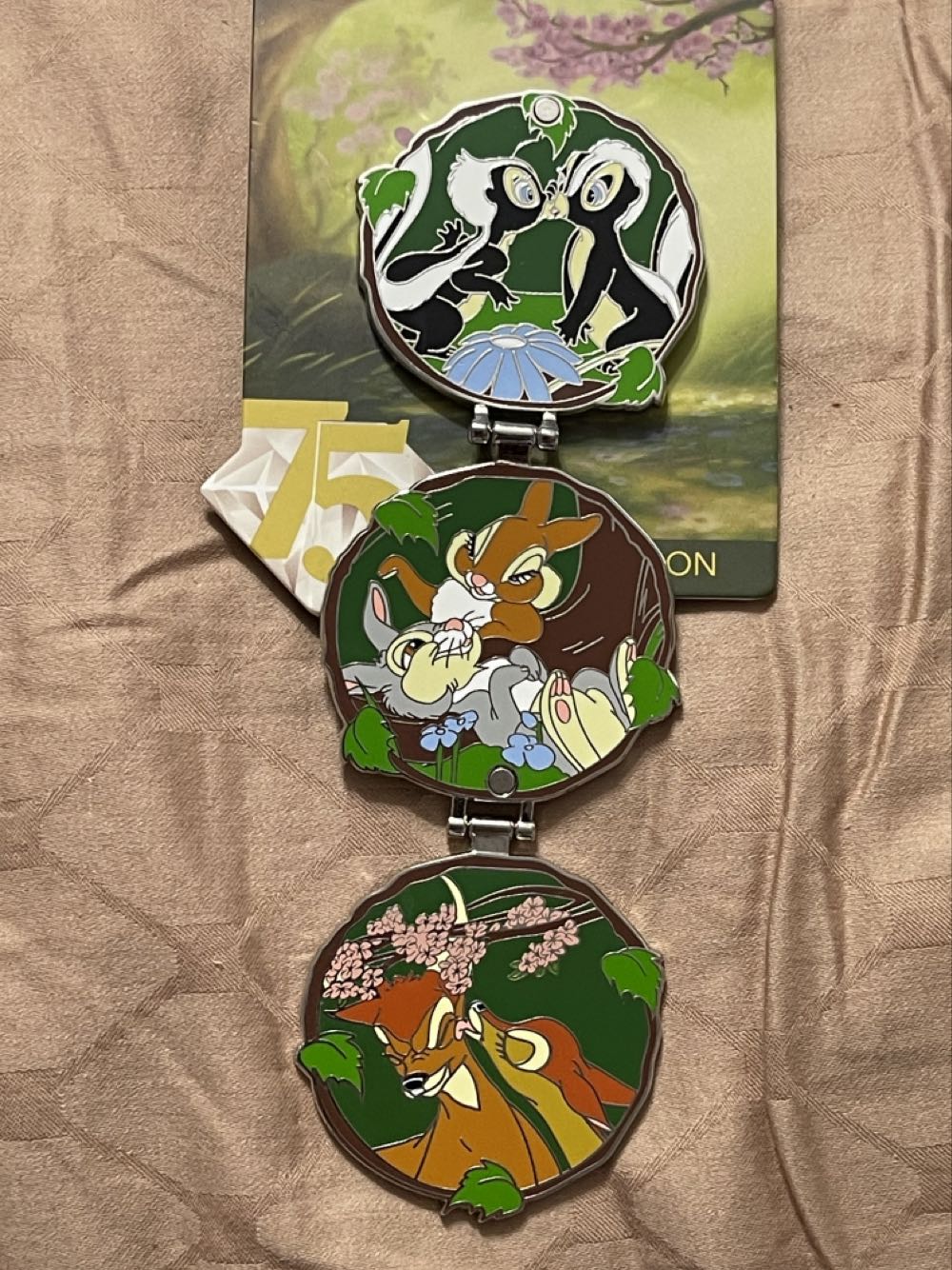 Bambi 75th Anniversary (Featuring Bambi, Flower And Thumper “Twitterpated”) - Disney Parks Limited Edition Pin - Rack pin collectible [Barcode 400020267283] - Main Image 2