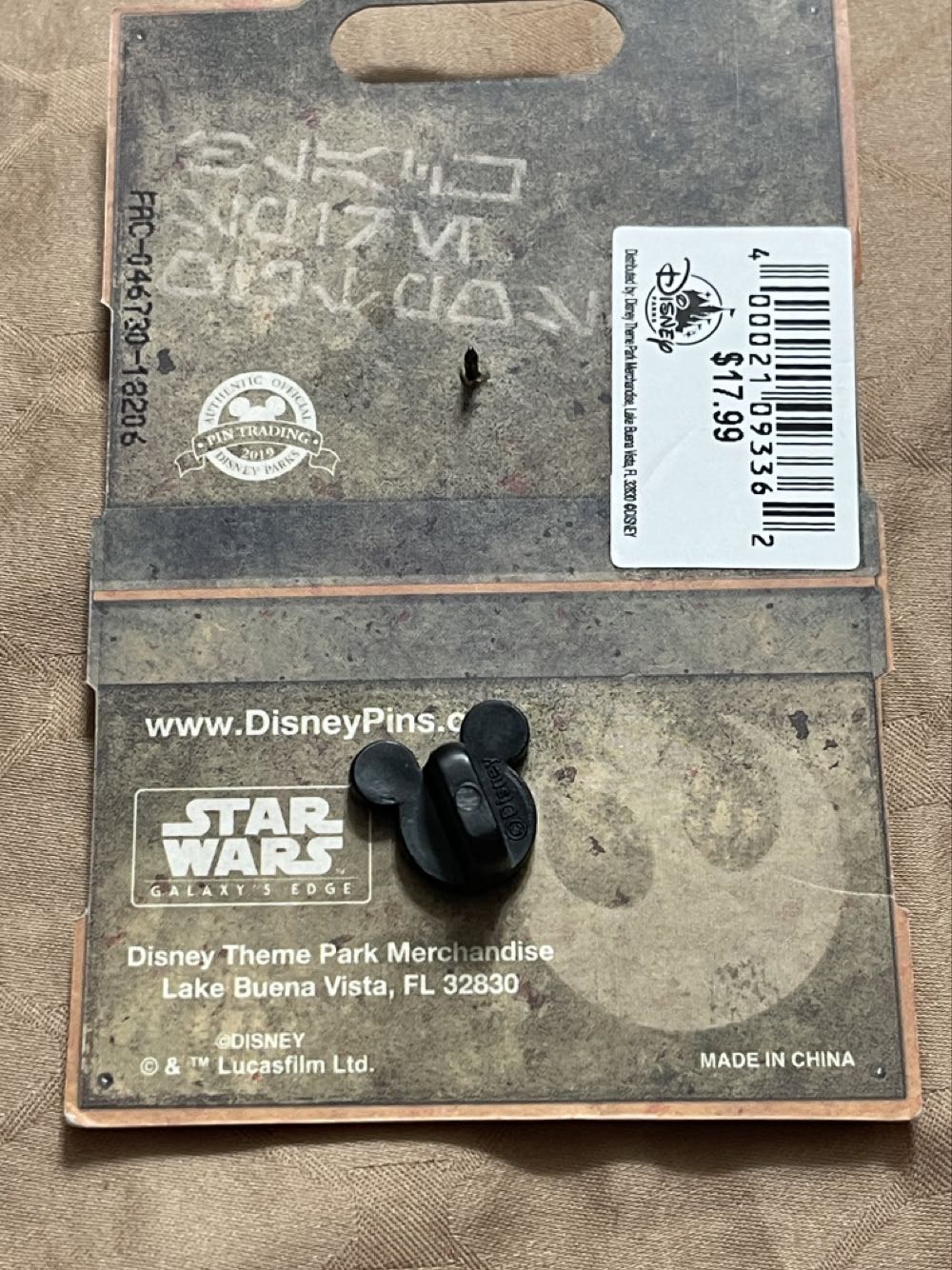 Star Wars “Rise Of The Resistance” Princess Leia - Disney Store Pin - Rack pin collectible [Barcode 400021093355] - Main Image 3
