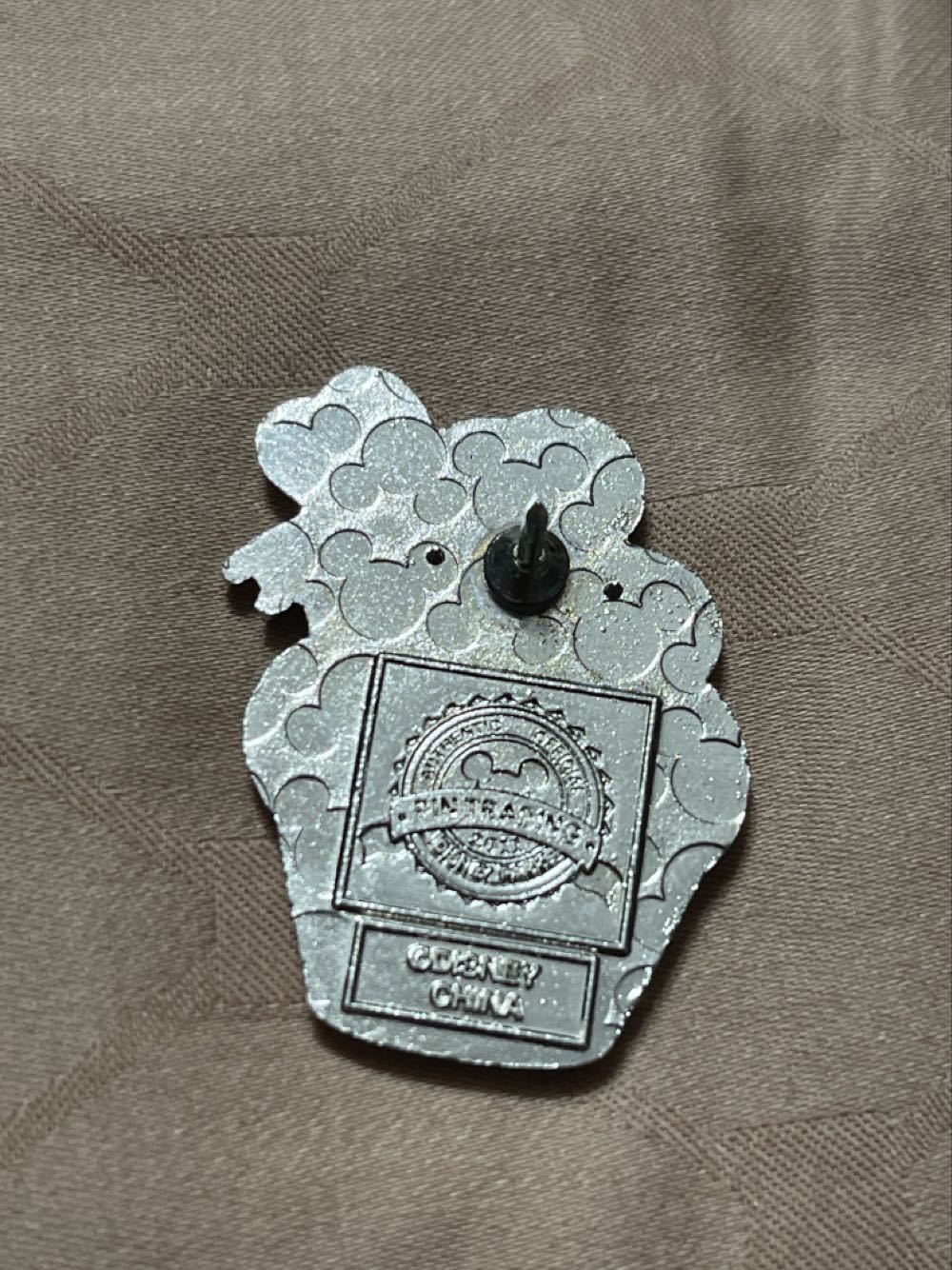 Tinker Bell “Character Cupcake” Booster - Disney Parks Pin - Booster pin collectible [Barcode 400002051206] - Main Image 2