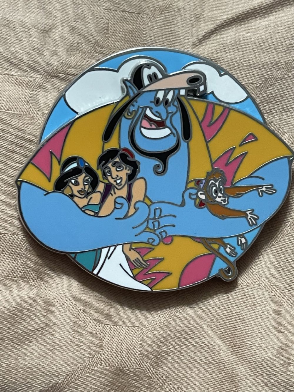 Aladdin 25th Anniversary (With Aladdin, Jasmine, Genie And Abu) - Disney Parks Limited Edition Pin - Rack pin collectible [Barcode 400020502599] - Main Image 3