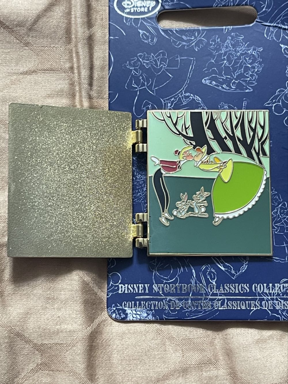 Once Upon A Wintertime “Storybook Classics Collection” Series (Melody Time) - Disney Store Limited Edition Pin - Rack pin collectible [Barcode 465051440203] - Main Image 2
