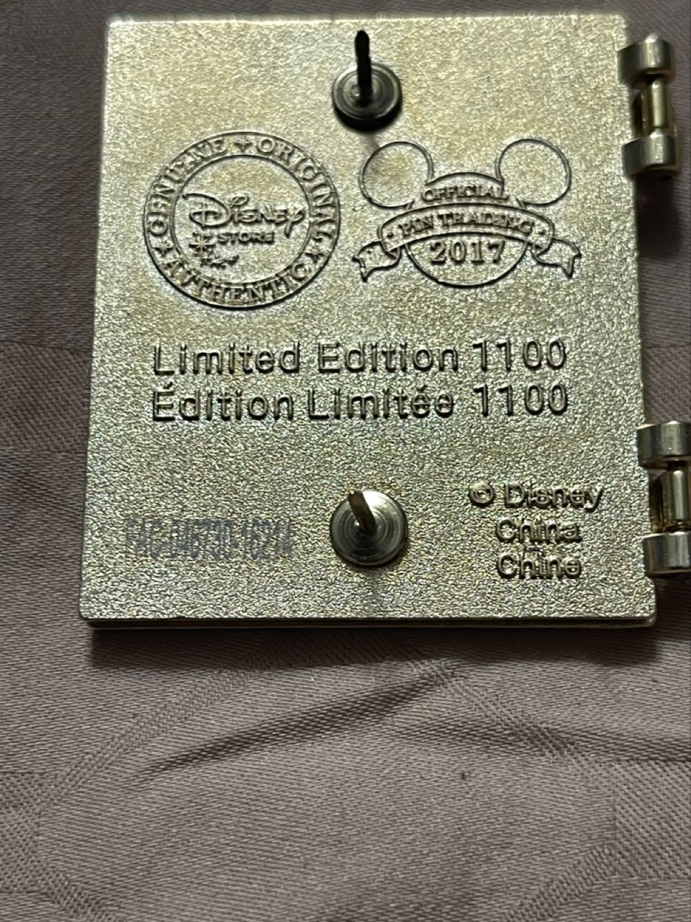 Once Upon A Wintertime “Storybook Classics Collection” Series (Melody Time) - Disney Store Limited Edition Pin - Rack pin collectible [Barcode 465051440203] - Main Image 4