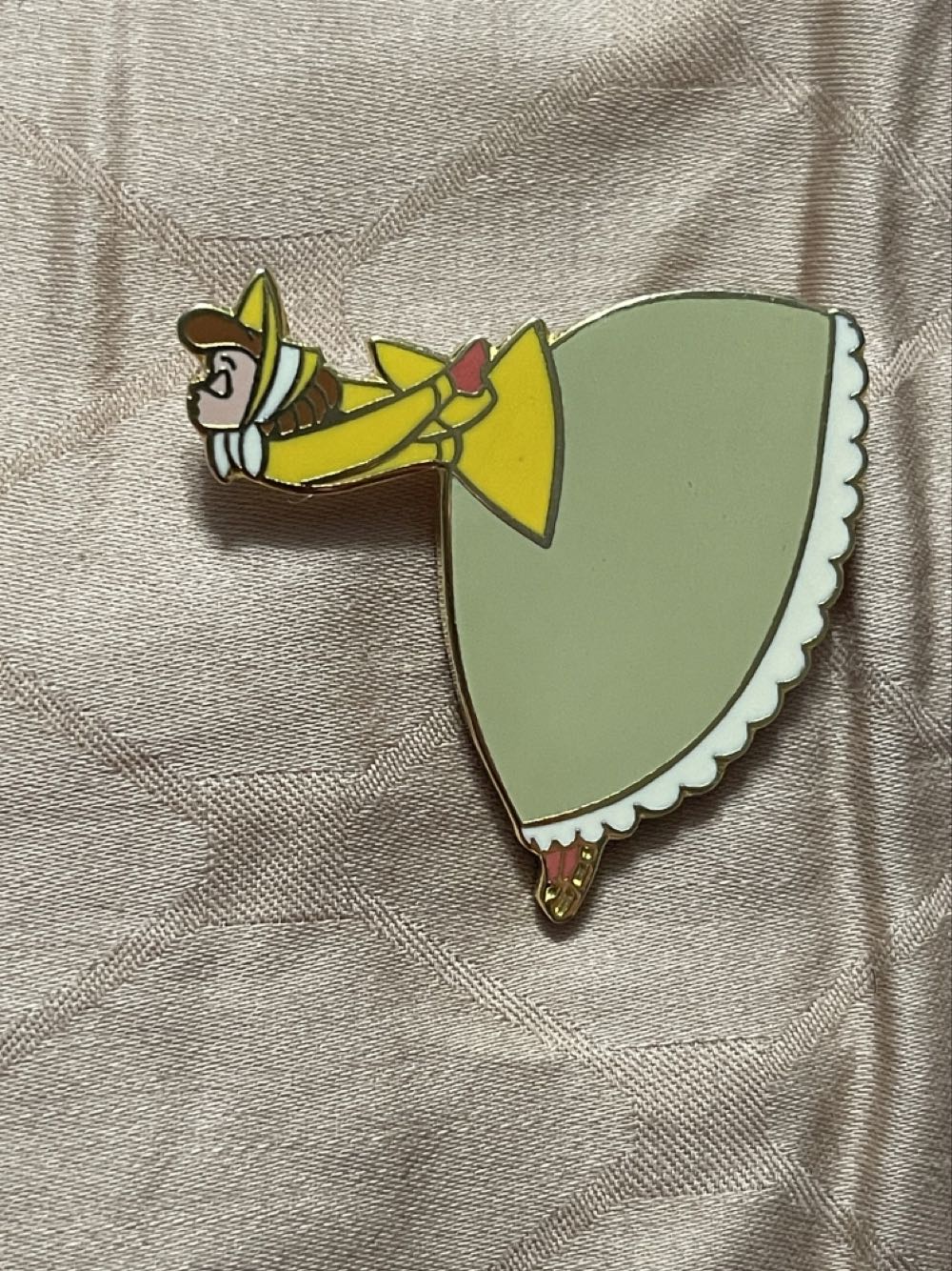 Once Upon A Wintertime “Kissing Sweethearts” Box Set (Melody Time) - Disney Store Limited Edition Pin - Rack pin collectible - Main Image 3
