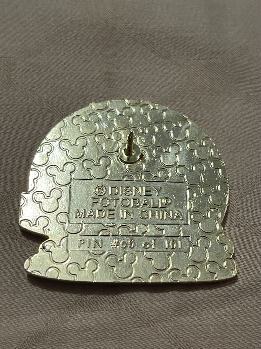 Pete’s Dragon “Countdown To The Millennium” Series - Disney Store Pin - Rack pin collectible [Barcode 715099970607] - Main Image 2