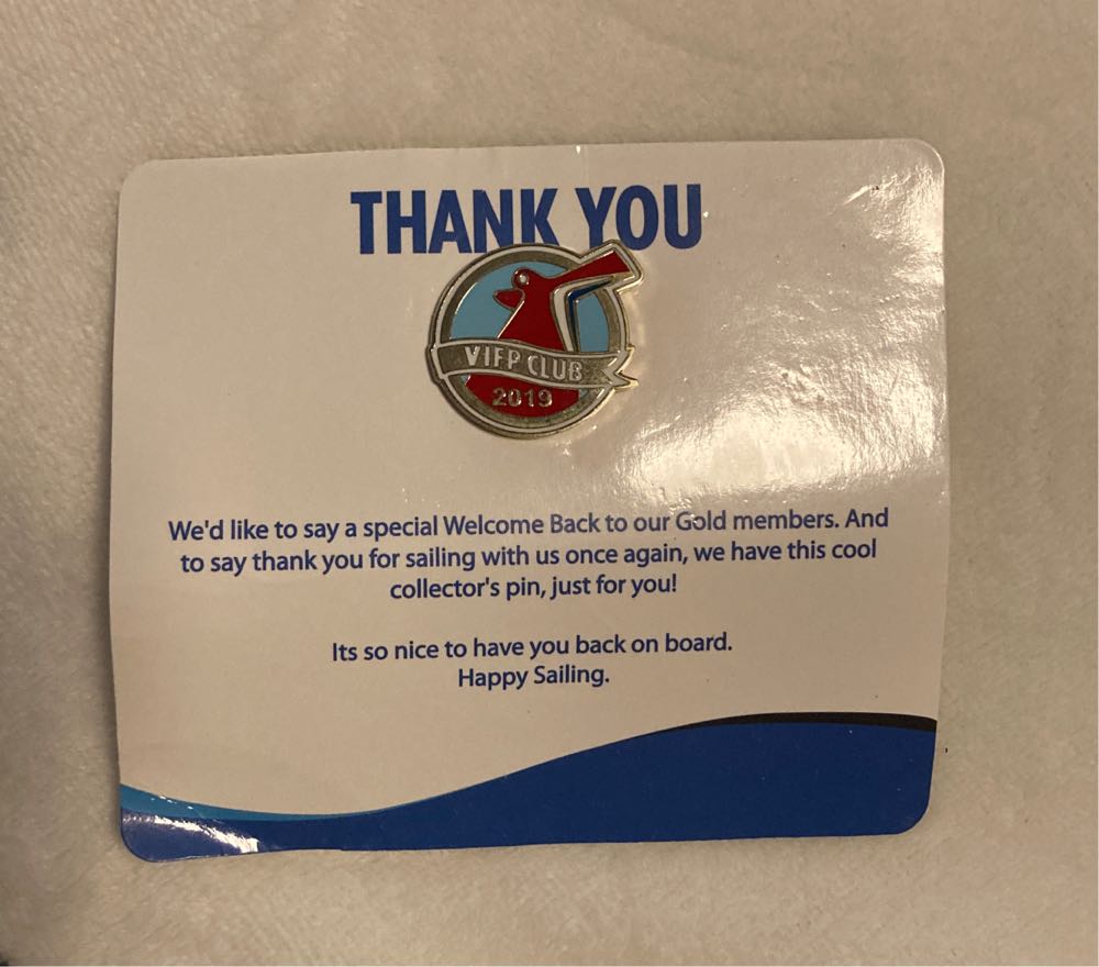 Chip ’n Dale Christmas Holiday Pin Set