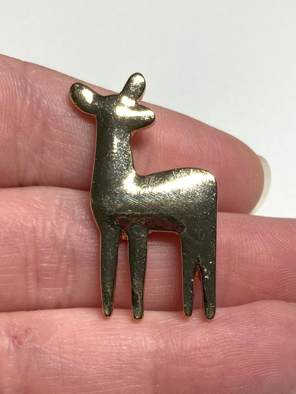 Patronus, Doe (Gold) $O  pin collectible - Main Image 3