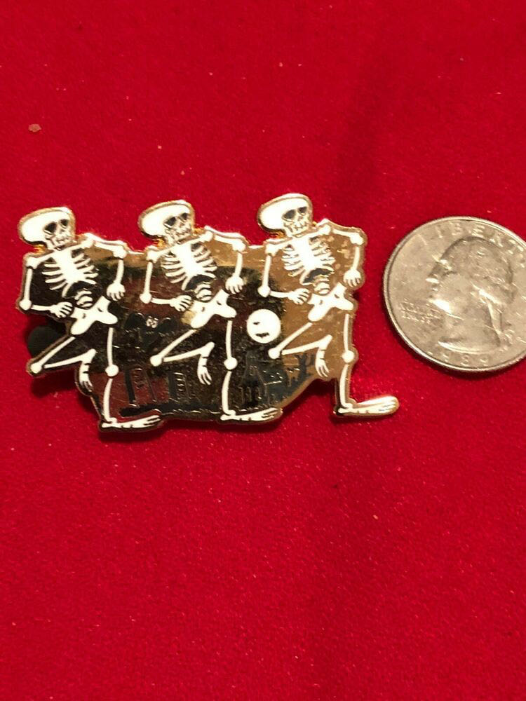 Silly Symphony Dancing Skeleton  pin collectible - Main Image 2