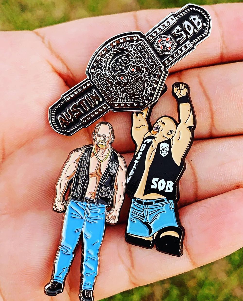 Stone Cold Steve Austin Championship Belt Pin - Enamel pin collectible - Main Image 3