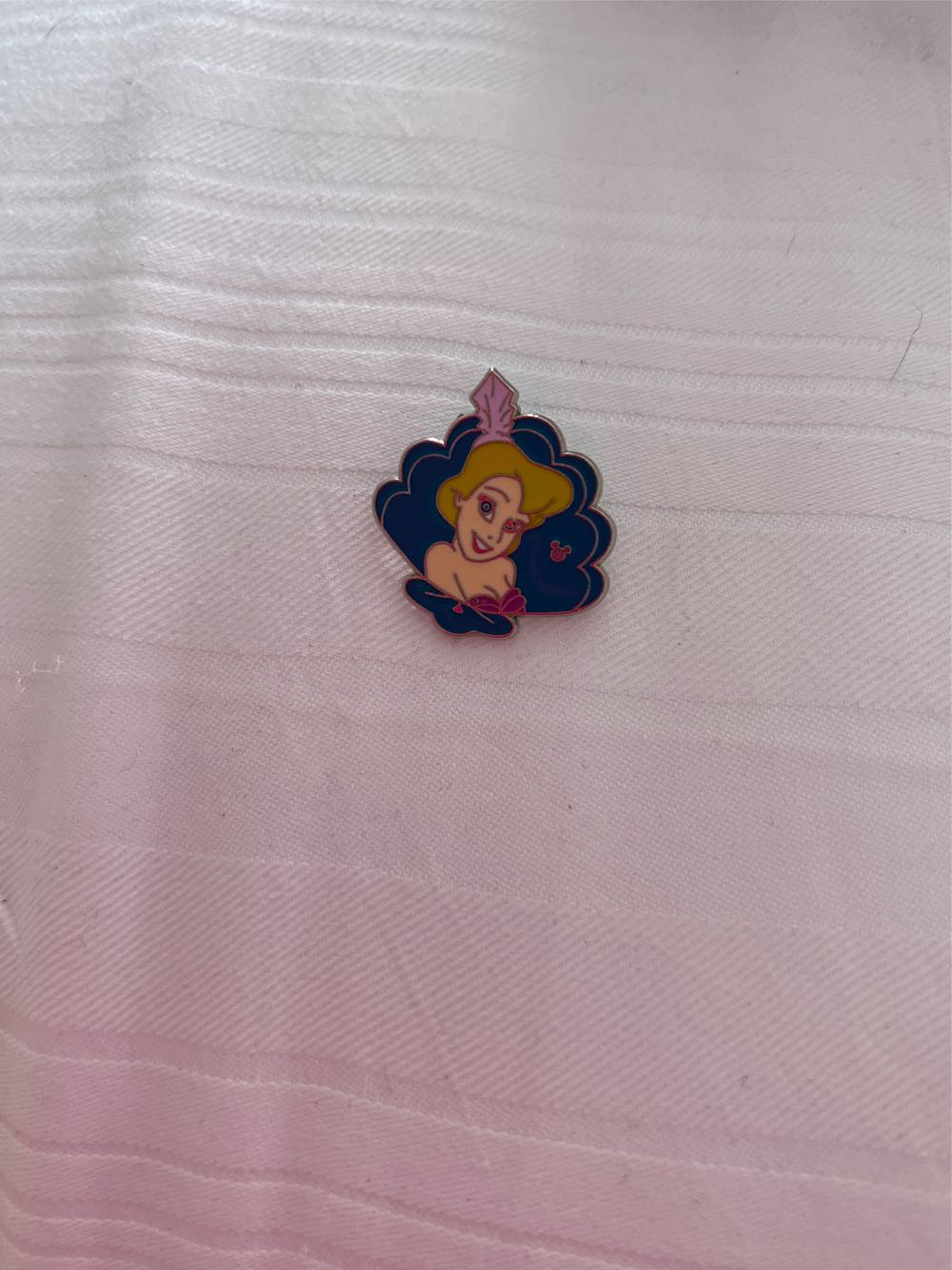 Mary Poppins Summer “Seasons” Series - FANTASY (FantasyPinGarden) Limited Edition Disney Pin