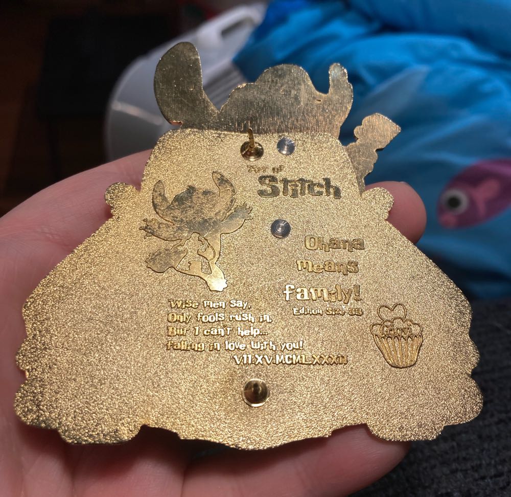 Stitch, Elvis + Car $O  pin collectible - Main Image 2