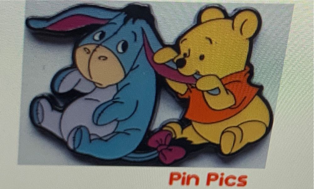 The Beauty And The Beast 30th Anniversary (Belle And The Beast In Library) - Disney Parks Limited Edition Pin