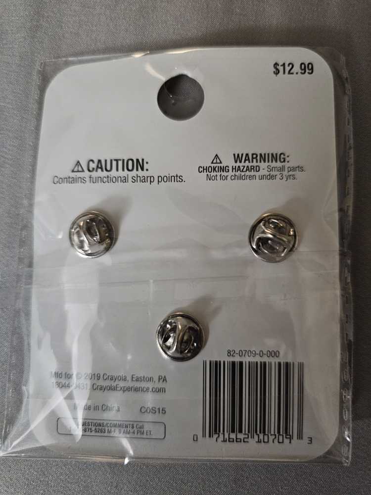 Crayola  pin collectible - Main Image 2