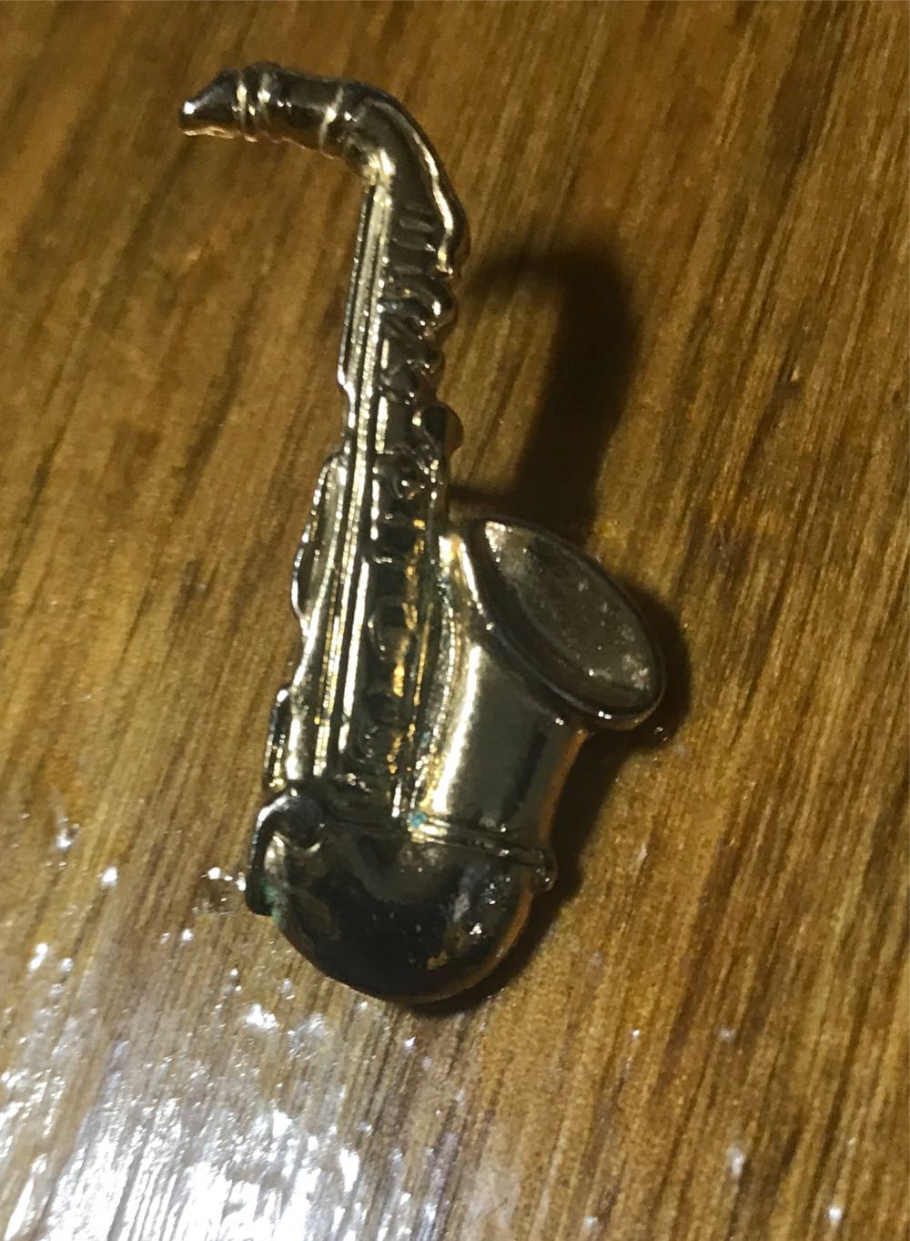 Star Wars 4 Pin Set: Chewbacca, R2-D2, C-3PO, Jawas