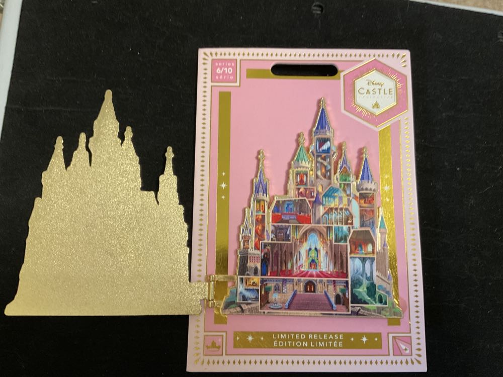 Disney Castle Collection No. 6/10 - Sleeping Beauty - Ltd Release  pin collectible - Main Image 2