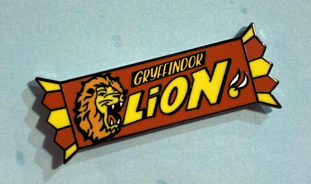 HP Candy, Gryffindor Lion  pin collectible - Main Image 1
