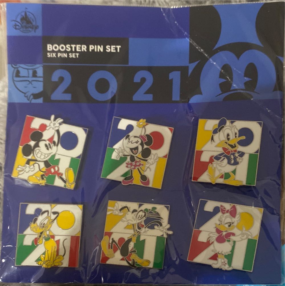 Mickey Mouse And Friends Trading Booster Set  pin collectible [Barcode 400927213406] - Main Image 2