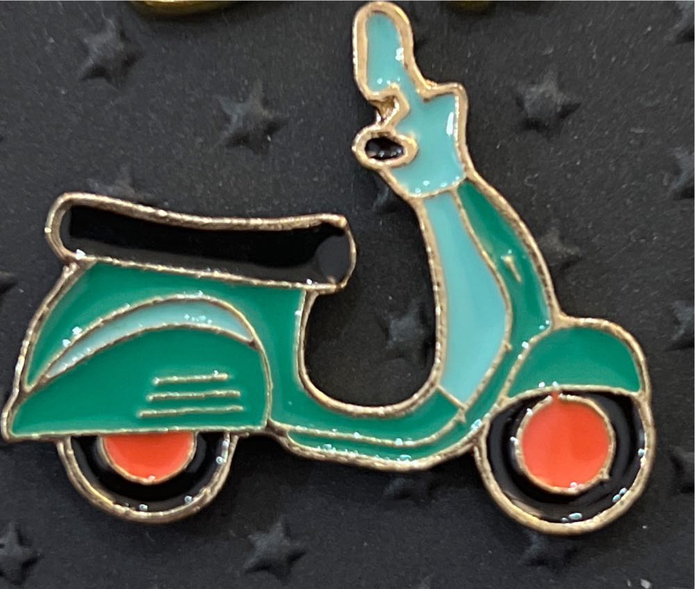 Disney Parks - Mickey Safari Head