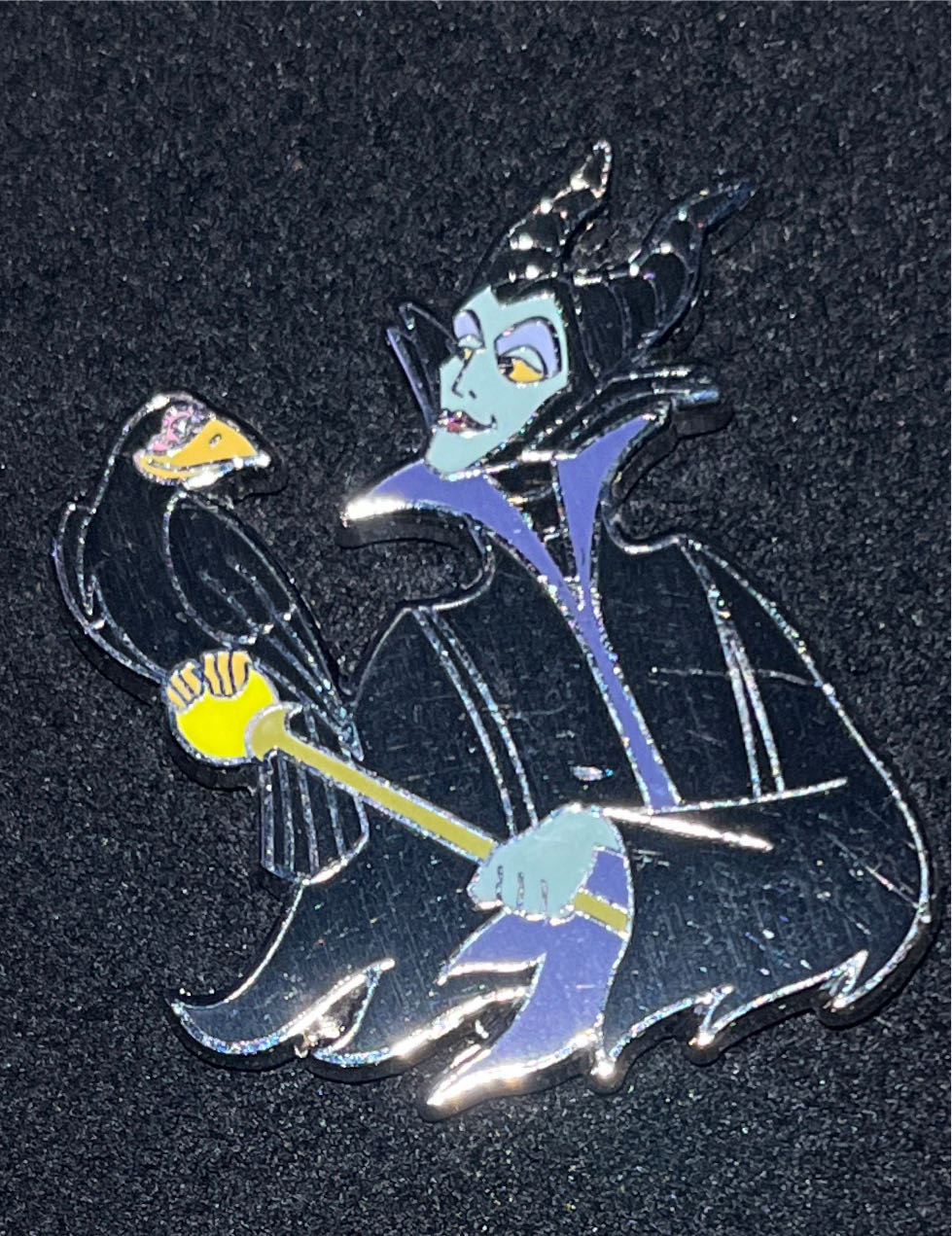 Maleficent  pin collectible - Main Image 1
