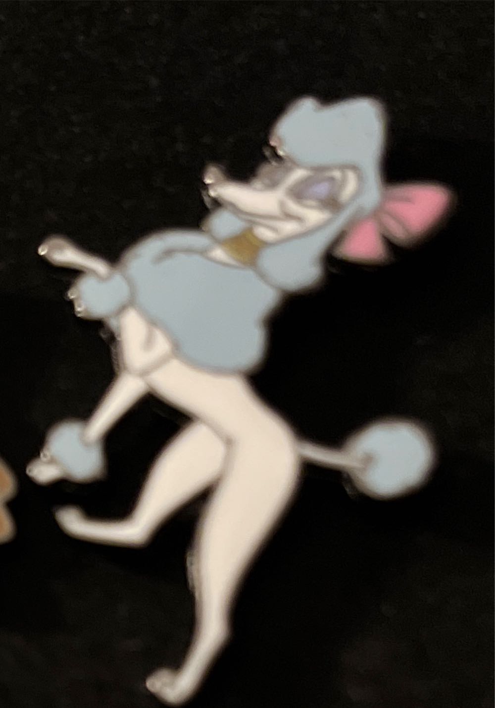 Oliver And Co   pin collectible - Main Image 4