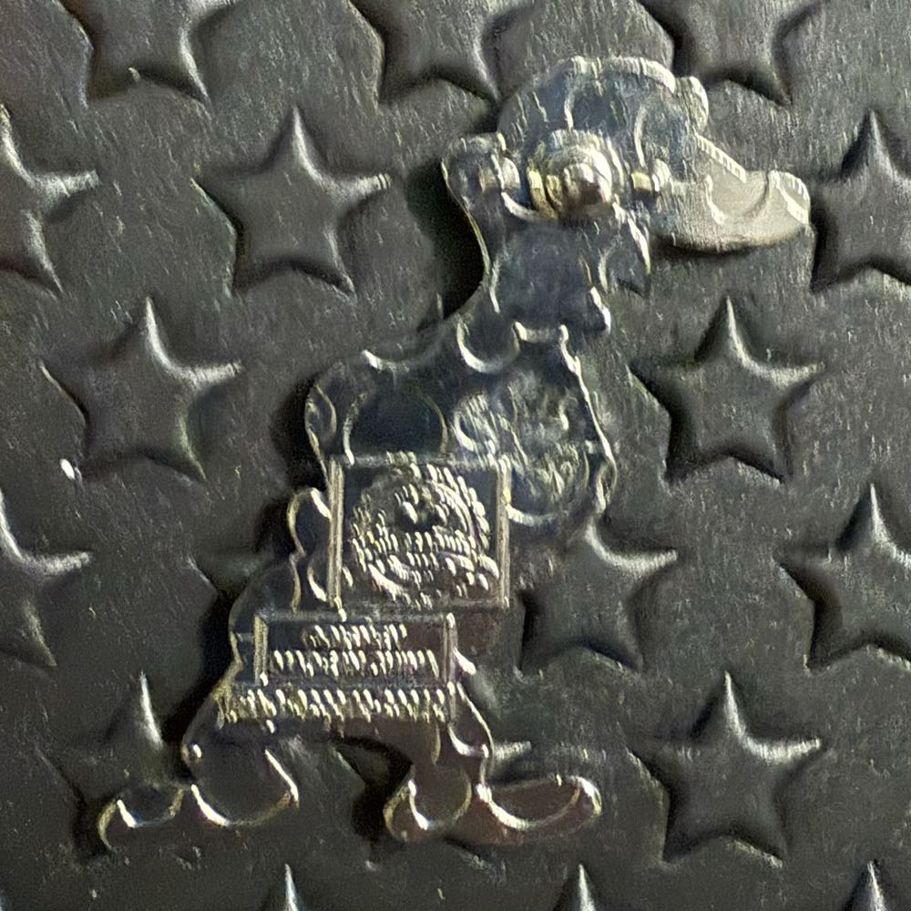 Weasel - Disney Parks pin collectible - Main Image 2