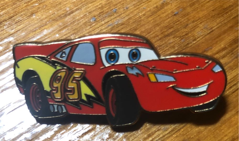 Loungfly: Disney Robin Hood And King John Collector Enamel Pin Amazon Exclusive