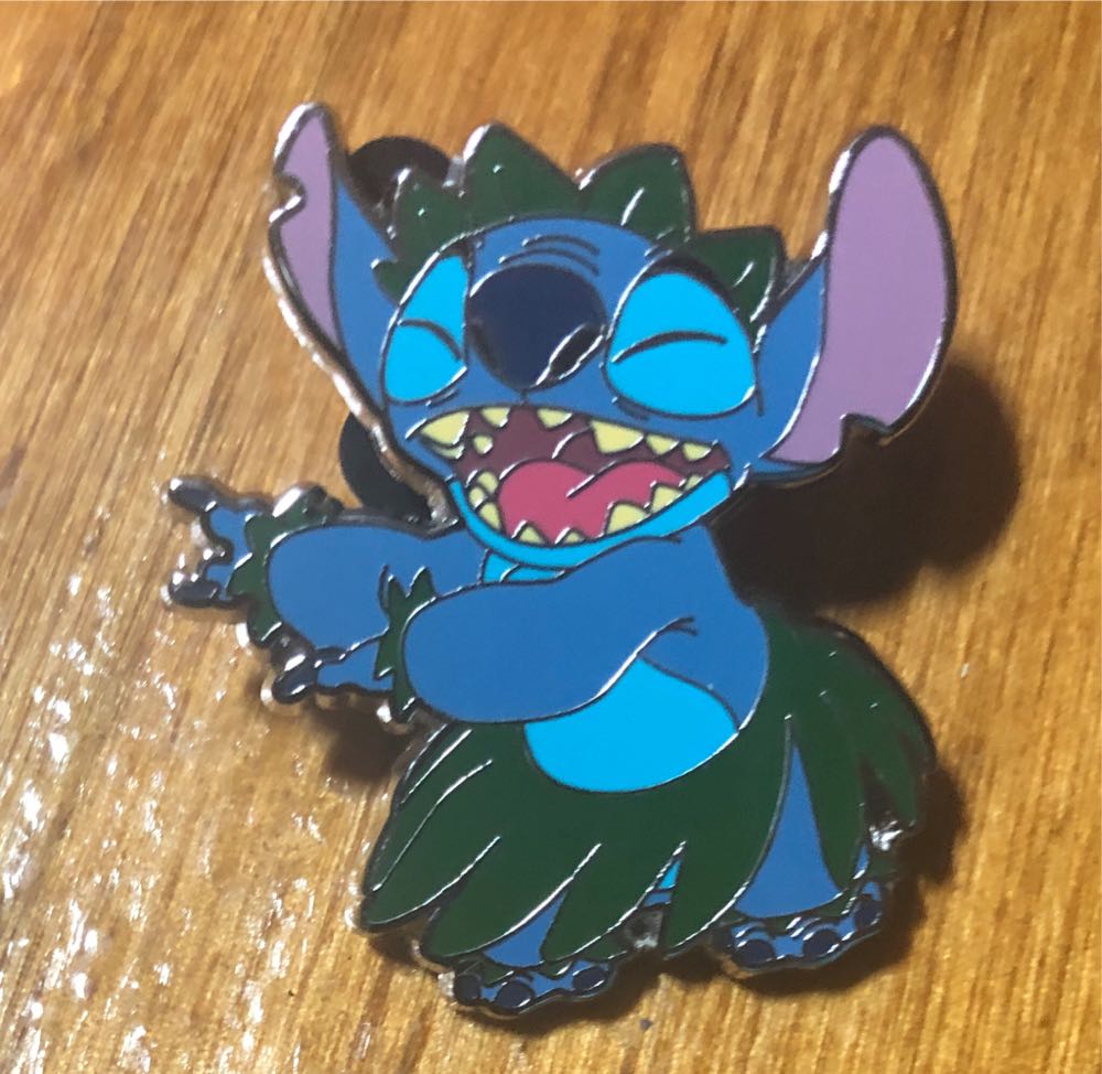 Bambi 75th Anniversary (Featuring Bambi, Flower And Thumper “Twitterpated”) - Disney Parks Limited Edition Pin