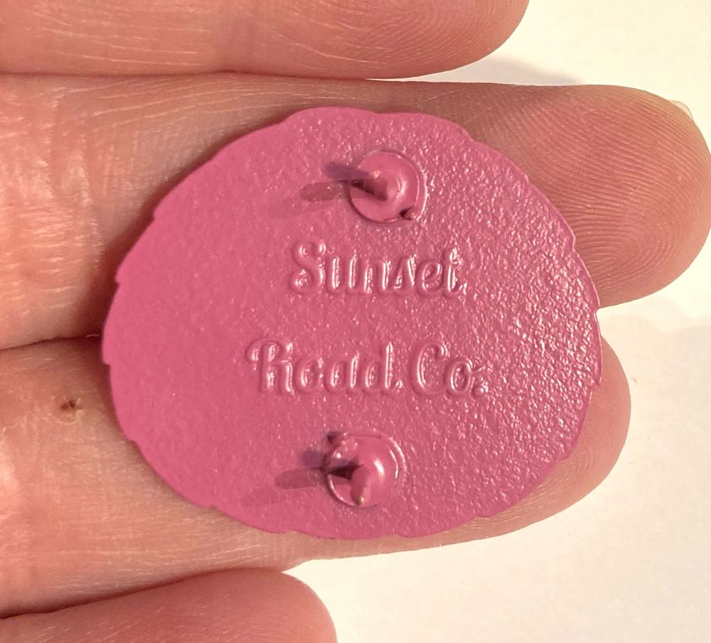 *  pin collectible - Main Image 2